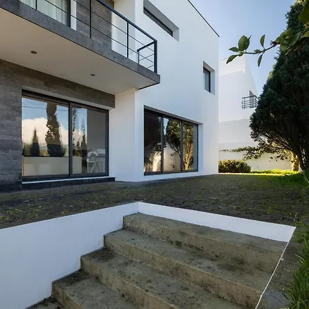 Azores Woods São Vicente Ferreira