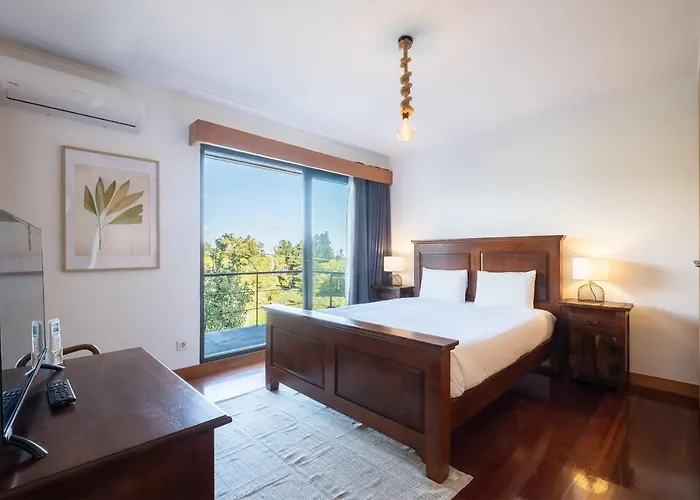 Azores Woods * São Vicente Ferreira