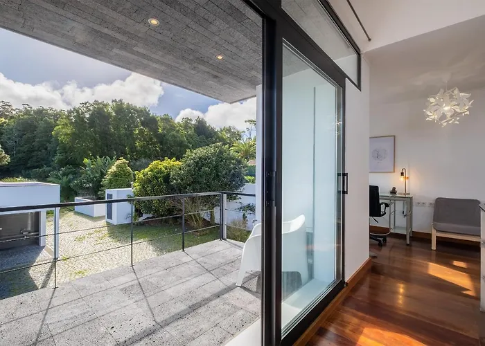 Azores Woods São Vicente Ferreira